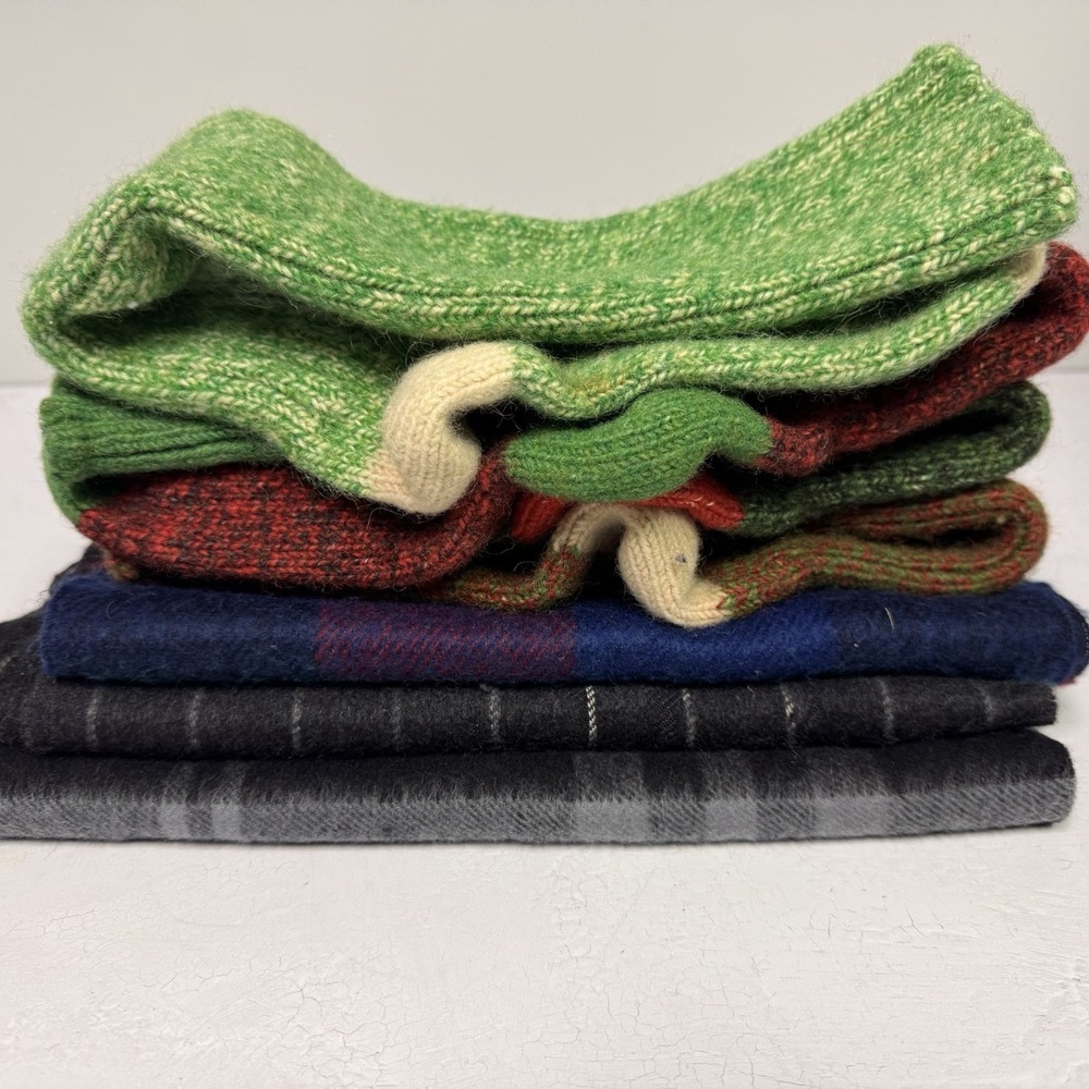 Wool Cashmere Crafts Sewing Cutters Lot Scarves Socks 1.5lbs Upcycle Red Green‎